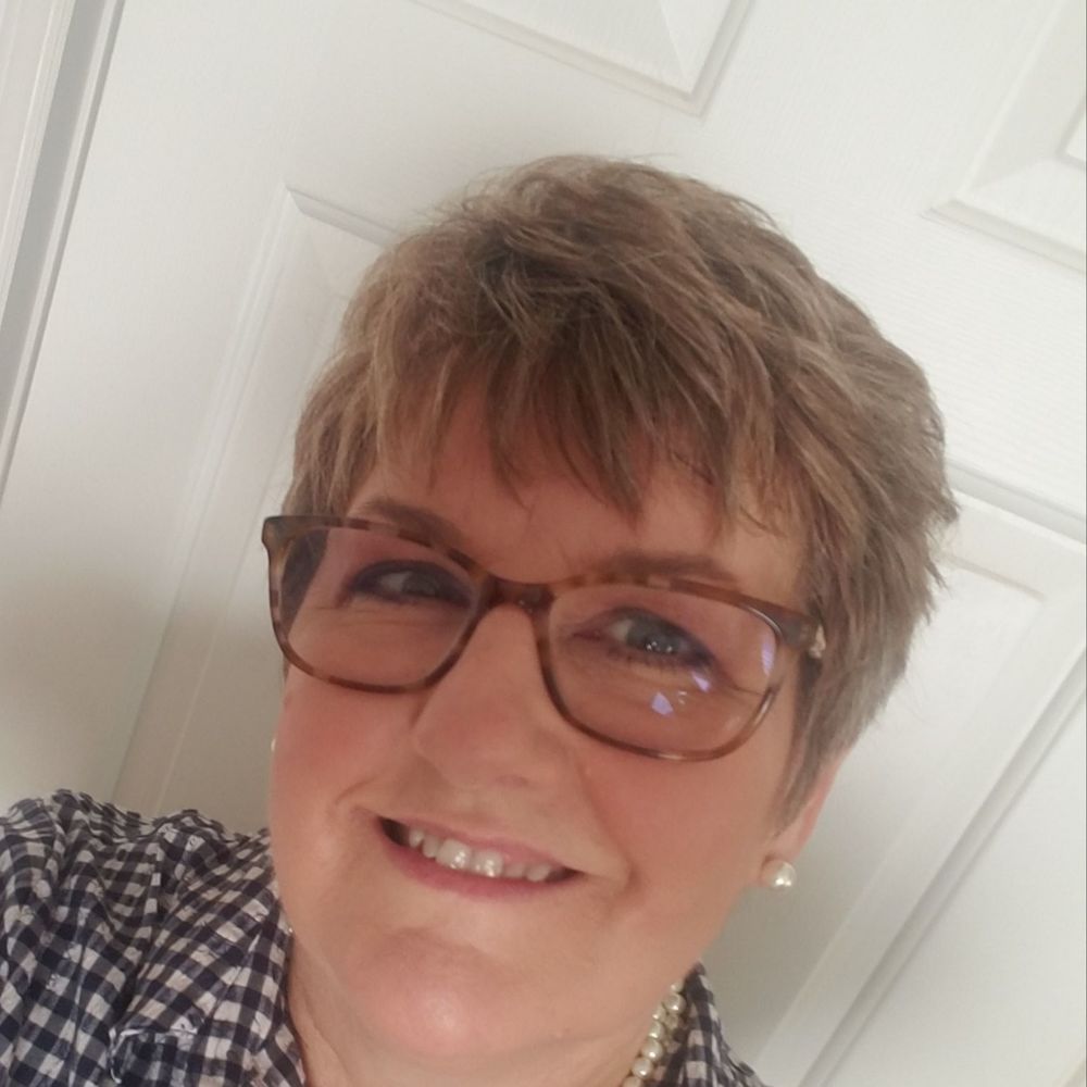 Meet your Posher, Cynthia